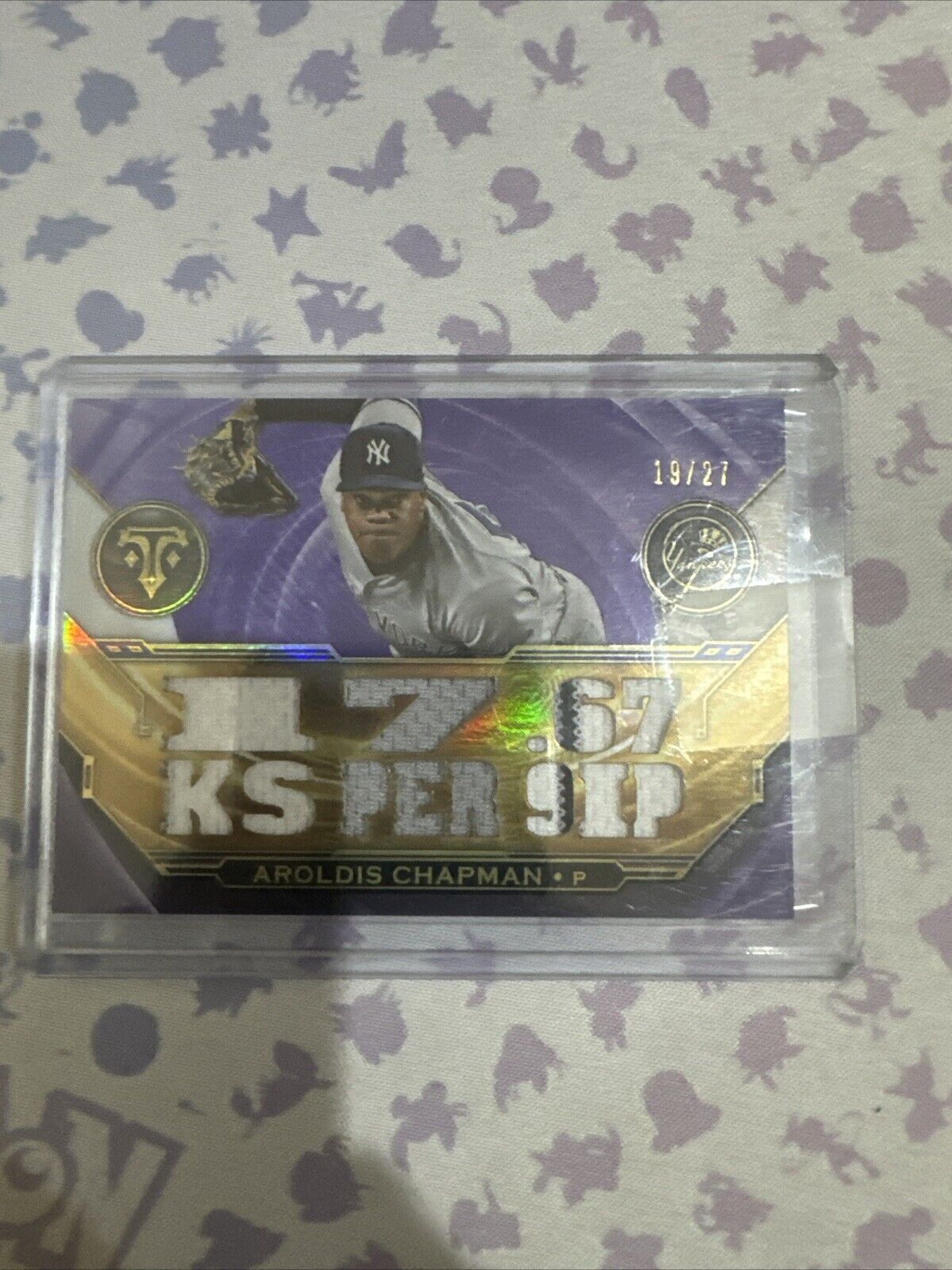 2019 Topps Triple Threads Relics Amethyst /27 Aroldis Chapman #TTR-AC