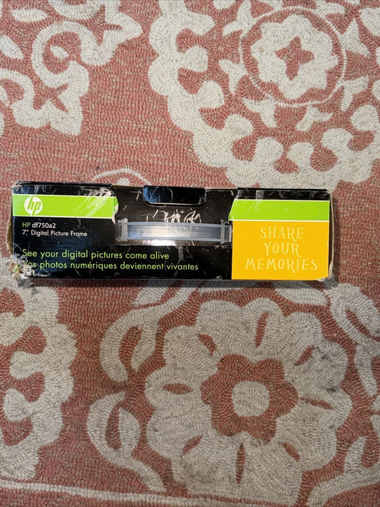 HP 7" Digital Picture Frame HP df750a2 Opened but NEW