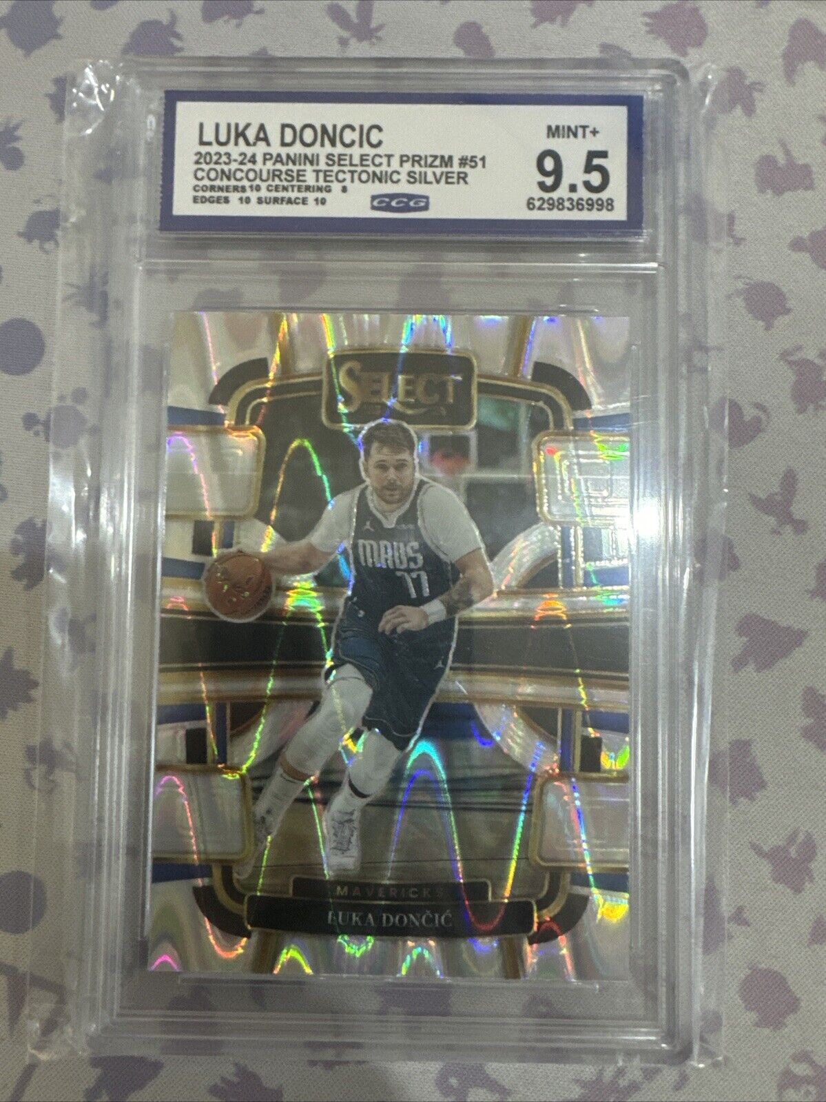 LUKA DONCIC 2023-24 Panini Select SILVER Tectonic CONCOURSE #51 Mavs CCG 9.5