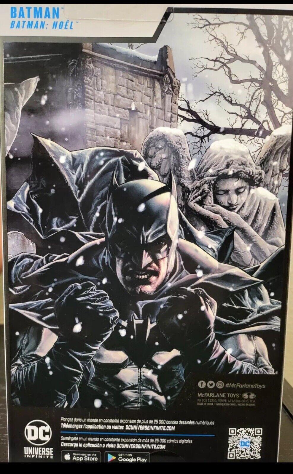 DC Multiverse Batman: Noel Batman 7” Action Figure Mcfarlane Platinum Edition