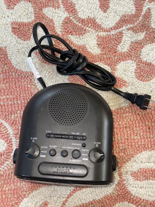 Sony Dream Machine Model ICF-C318 Tested And Working