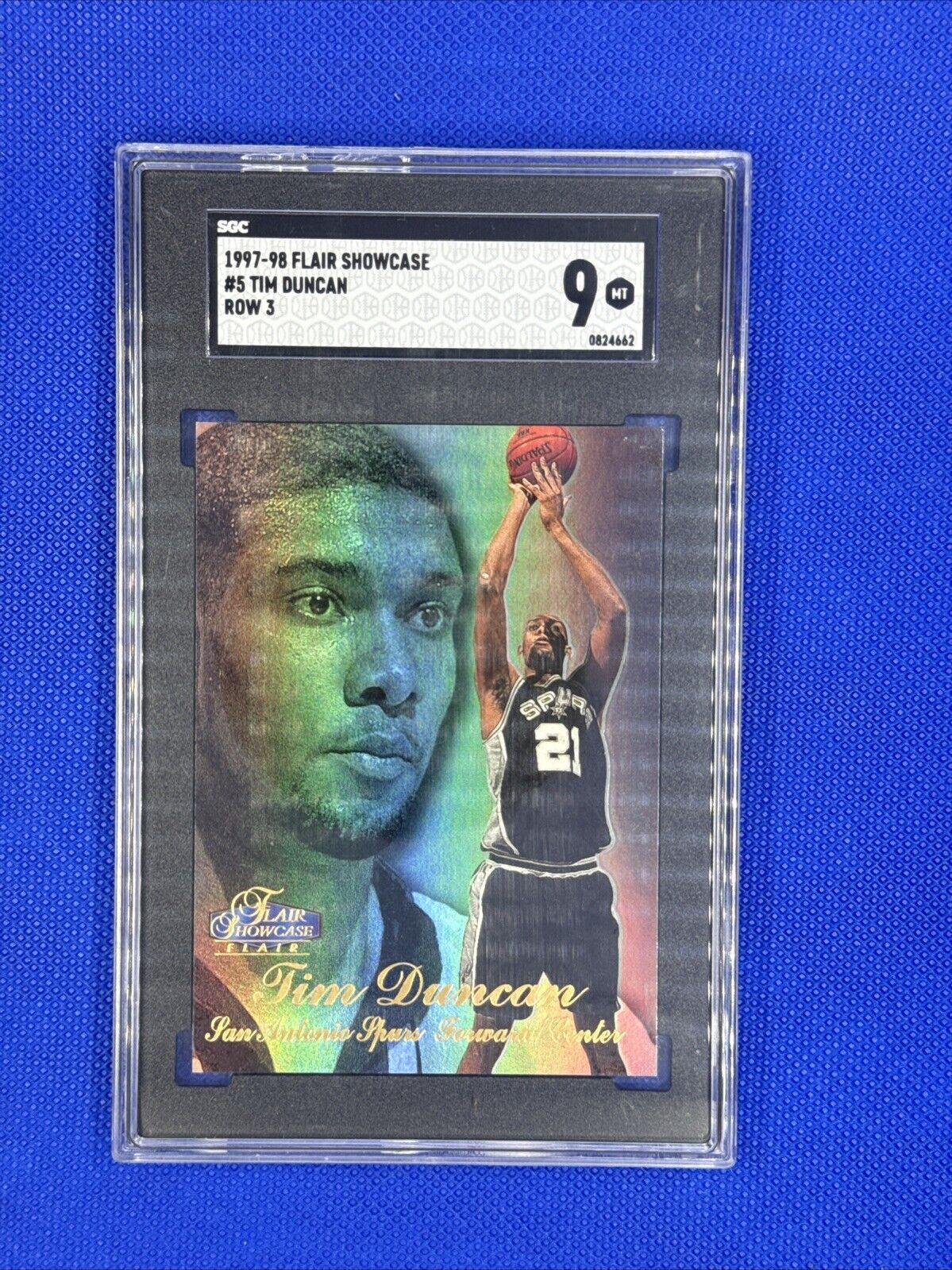 1997 FLAIR SHOWCASE 5 TIM DUNCAN ROW 3 RC ROOKIE SGC 9 MINT