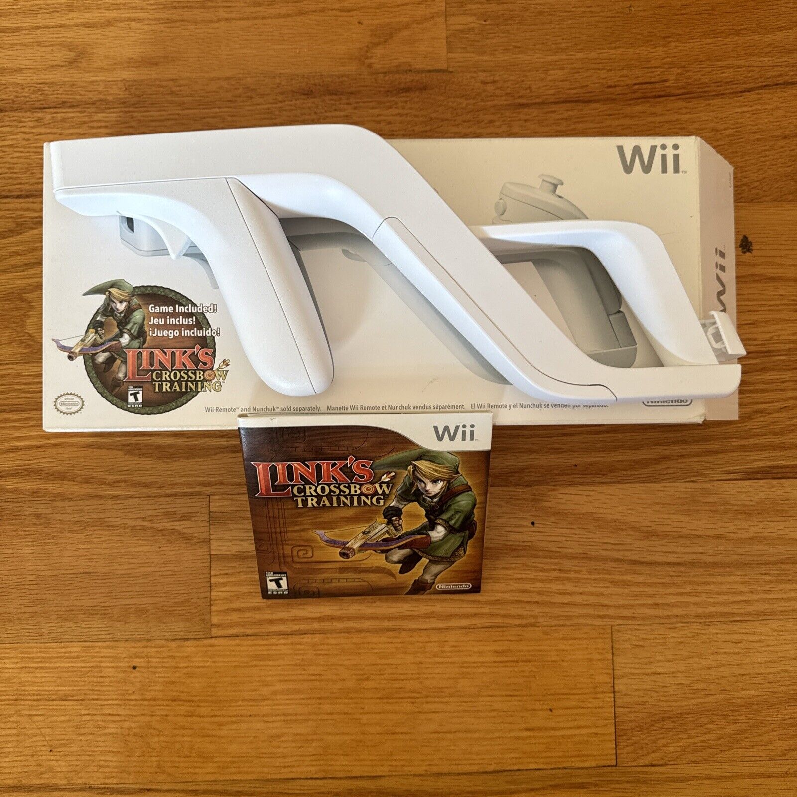 Nintendo Wii Zapper with Link's Crossbow Training - CIB Excellent Condition!