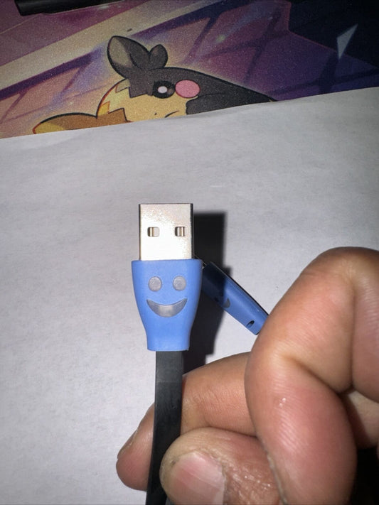 Light Up Smiley Face  Lighting Charging Cable (Black)