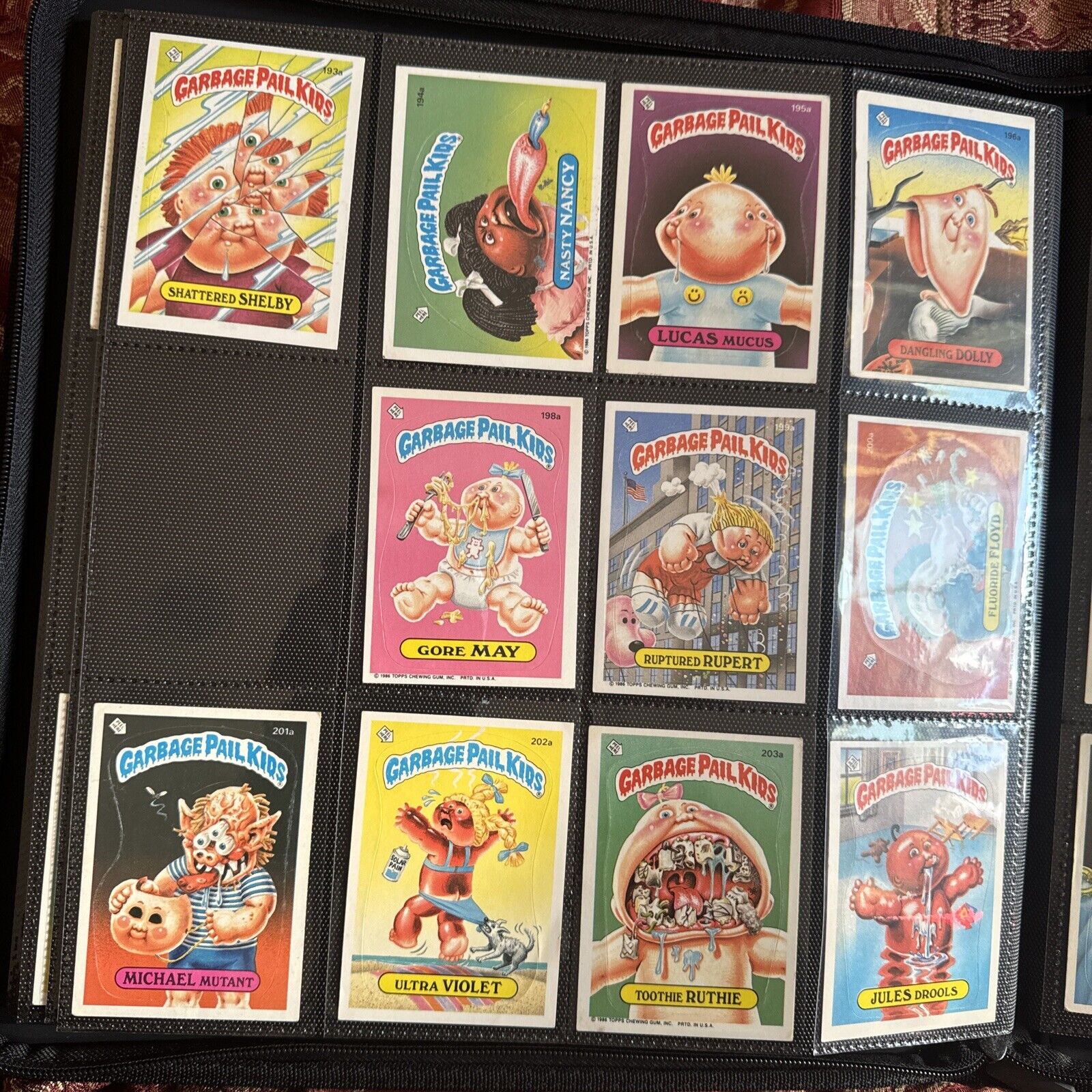 Lot of 424 (1985-1987) Vintage Garbage Pail Kids Sticker Cards - No Duplicates!